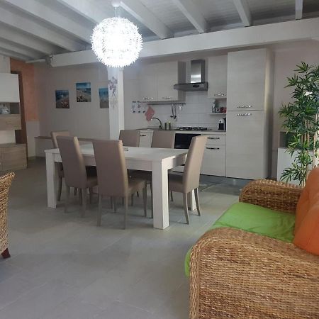 Villa Relax Sul Mare กัลลีโปลี ภายนอก รูปภาพ
