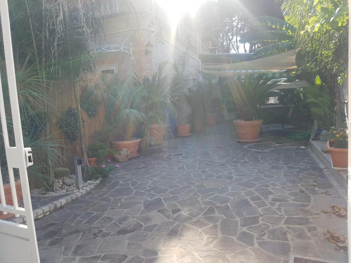 Villa Relax Sul Mare กัลลีโปลี ภายนอก รูปภาพ